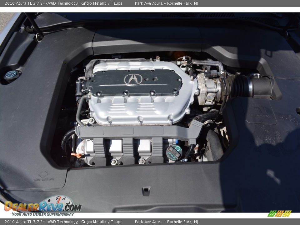 2010 Acura TL 3.7 SH-AWD Technology Grigio Metallic / Taupe Photo #29