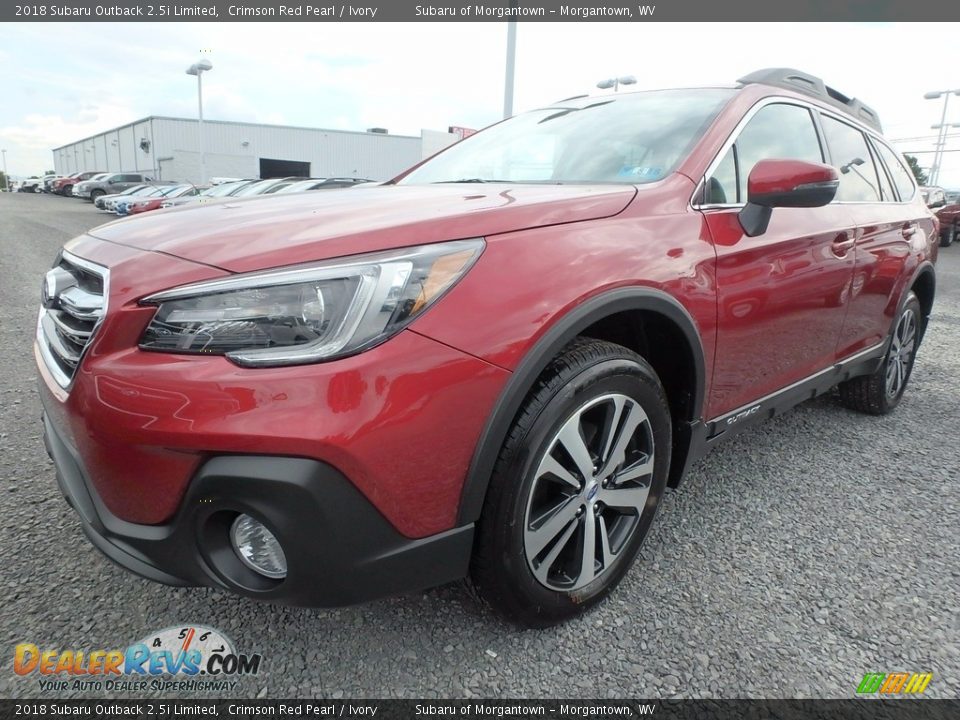 Front 3/4 View of 2018 Subaru Outback 2.5i Limited Photo #8