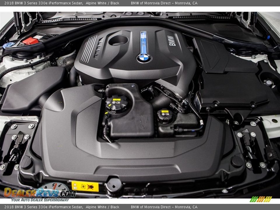 2018 BMW 3 Series 330e iPerformance Sedan Alpine White / Black Photo #8