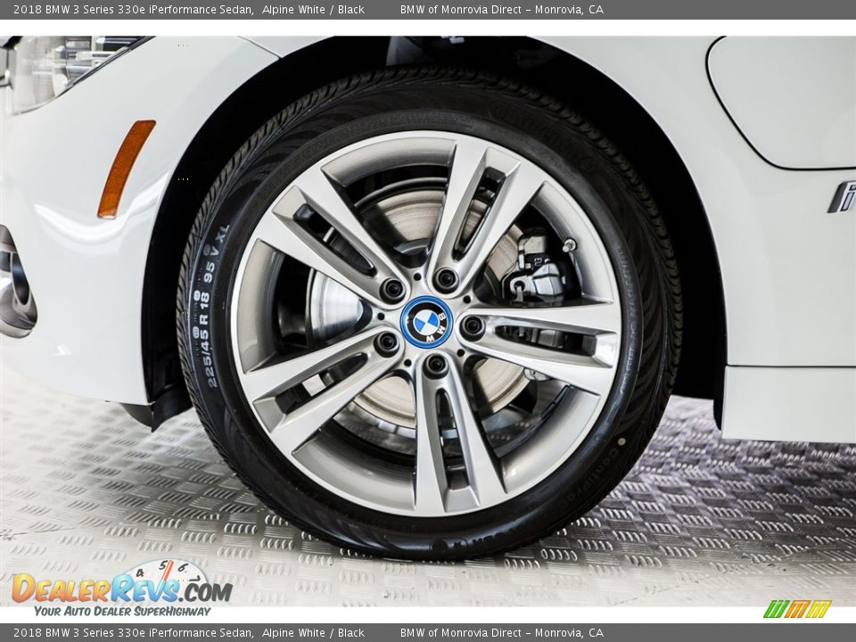2018 BMW 3 Series 330e iPerformance Sedan Alpine White / Black Photo #9