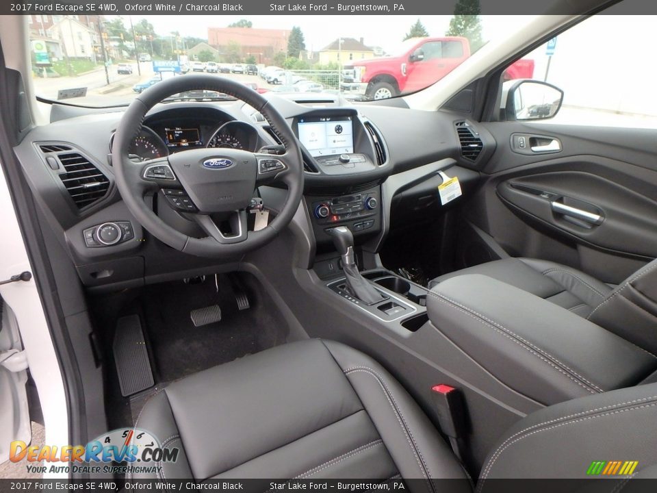 2017 Ford Escape SE 4WD Oxford White / Charcoal Black Photo #11