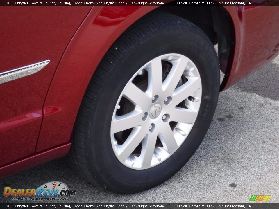 2016 Chrysler Town & Country Touring Deep Cherry Red Crystal Pearl / Black/Light Graystone Photo #3