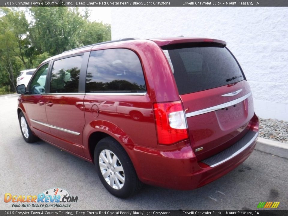 2016 Chrysler Town & Country Touring Deep Cherry Red Crystal Pearl / Black/Light Graystone Photo #9