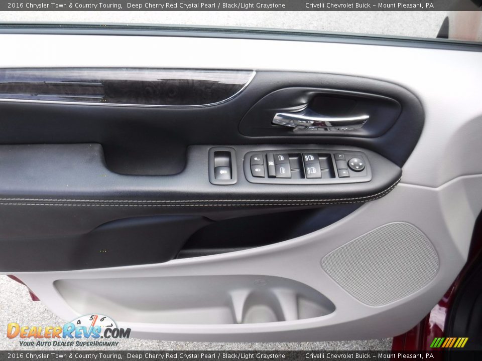2016 Chrysler Town & Country Touring Deep Cherry Red Crystal Pearl / Black/Light Graystone Photo #14