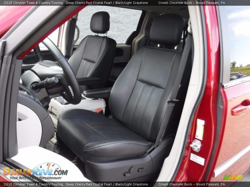 2016 Chrysler Town & Country Touring Deep Cherry Red Crystal Pearl / Black/Light Graystone Photo #15