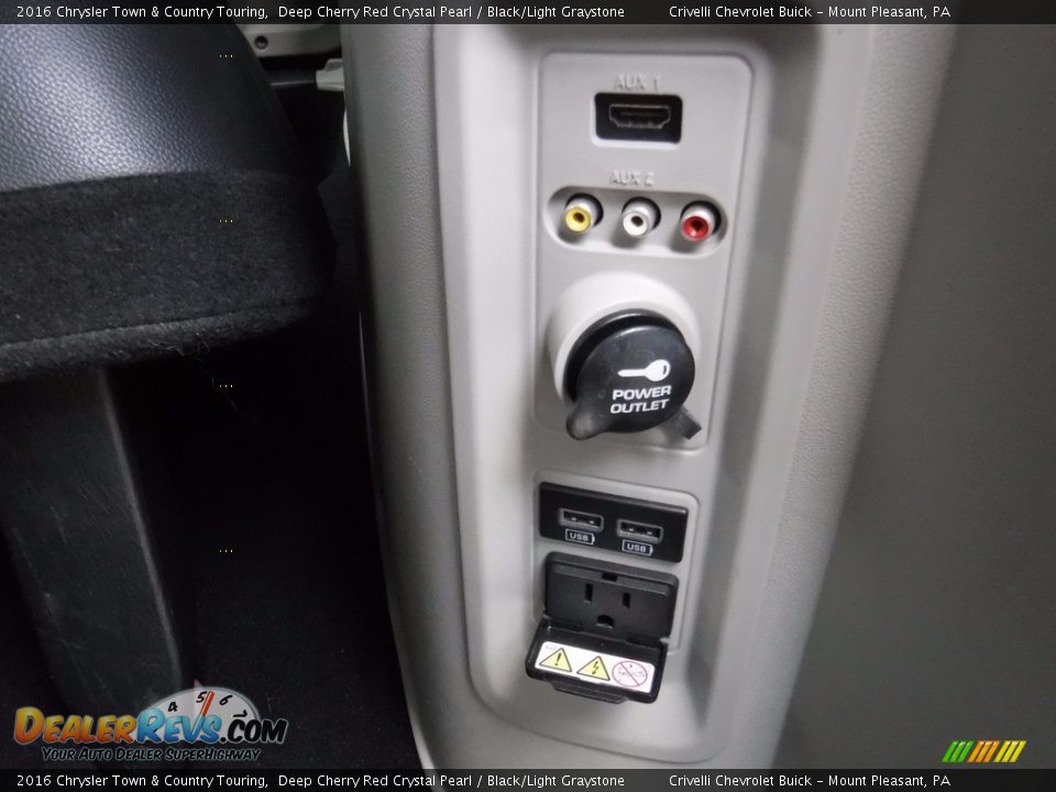2016 Chrysler Town & Country Touring Deep Cherry Red Crystal Pearl / Black/Light Graystone Photo #33