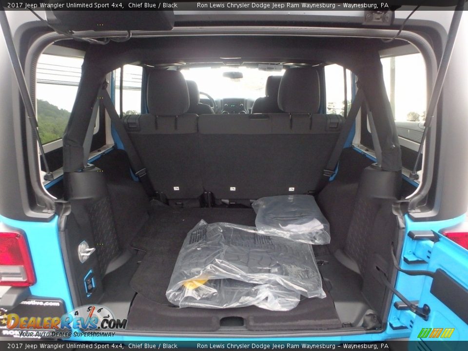 2017 Jeep Wrangler Unlimited Sport 4x4 Chief Blue / Black Photo #4