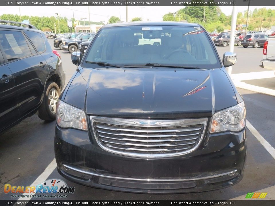 2015 Chrysler Town & Country Touring-L Brilliant Black Crystal Pearl / Black/Light Graystone Photo #2