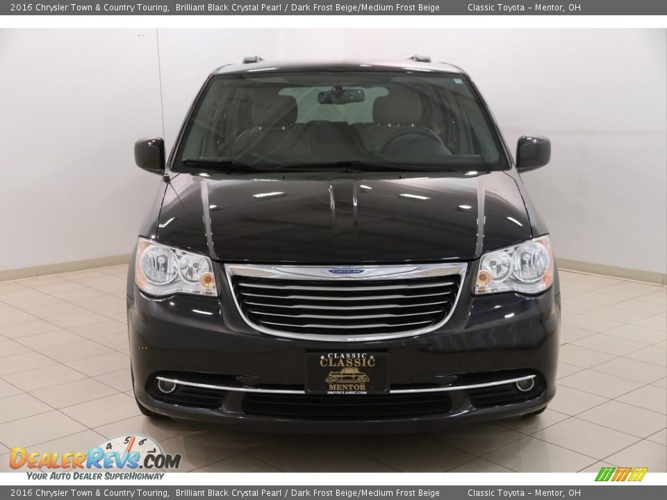 2016 Chrysler Town & Country Touring Brilliant Black Crystal Pearl / Dark Frost Beige/Medium Frost Beige Photo #2