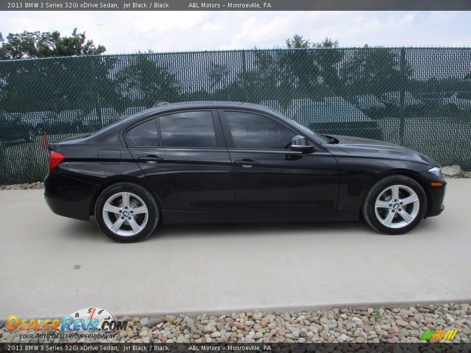 2013 BMW 3 Series 320i xDrive Sedan Jet Black / Black Photo #2