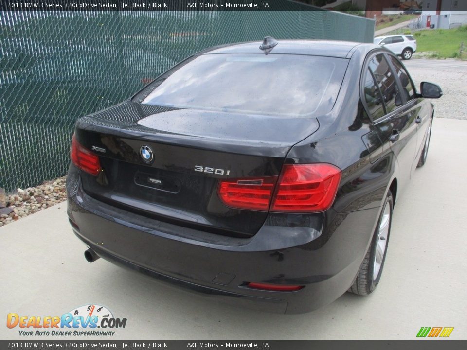 2013 BMW 3 Series 320i xDrive Sedan Jet Black / Black Photo #3