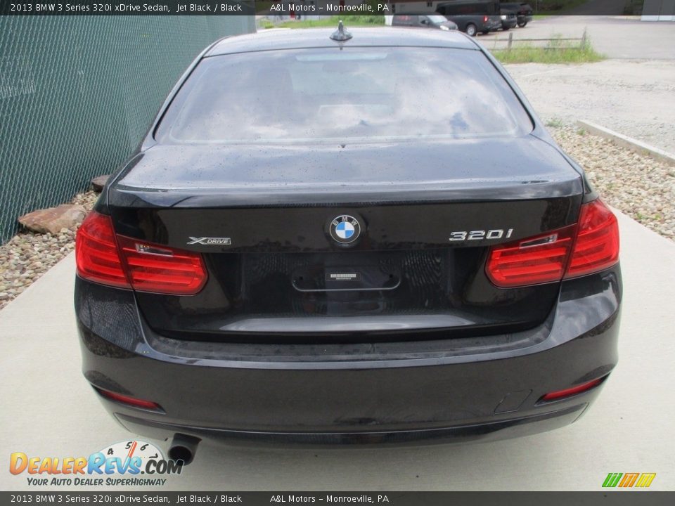 2013 BMW 3 Series 320i xDrive Sedan Jet Black / Black Photo #4