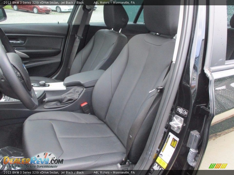 2013 BMW 3 Series 320i xDrive Sedan Jet Black / Black Photo #11