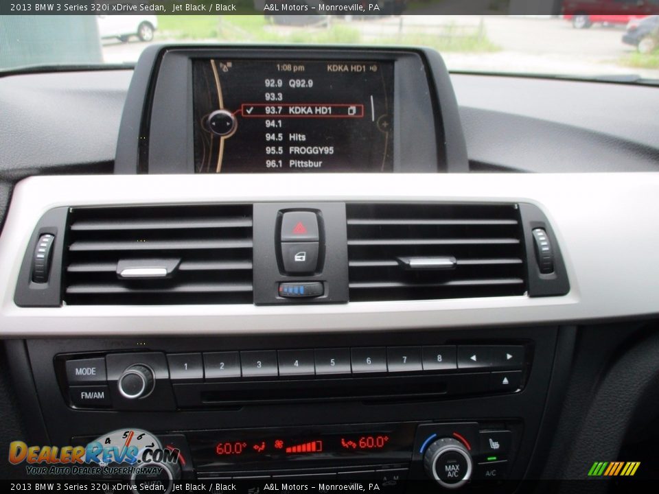 2013 BMW 3 Series 320i xDrive Sedan Jet Black / Black Photo #14
