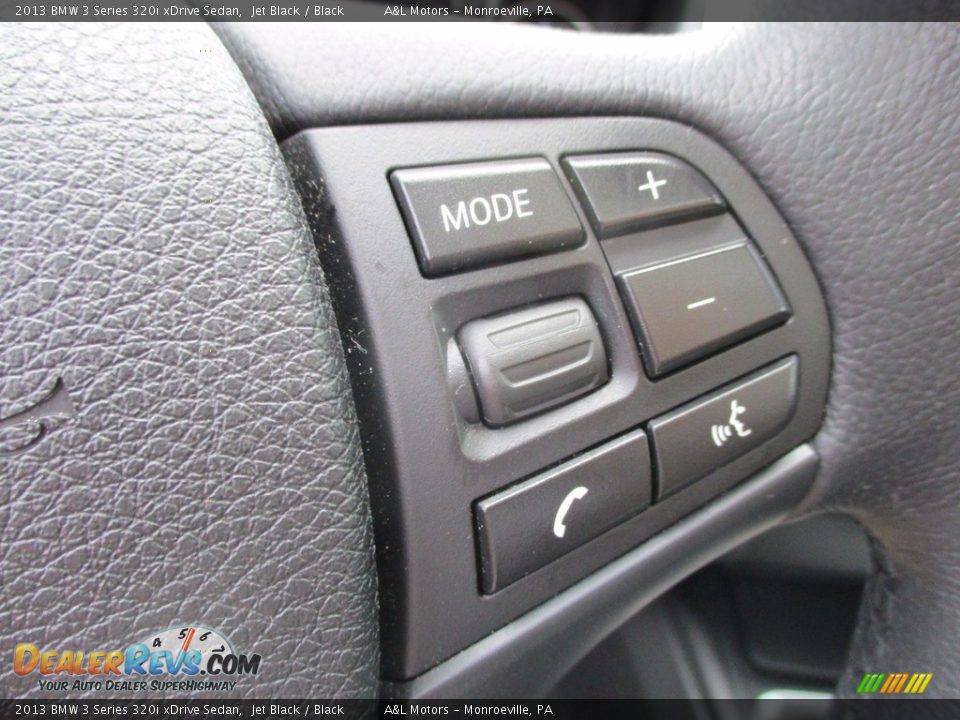 2013 BMW 3 Series 320i xDrive Sedan Jet Black / Black Photo #16