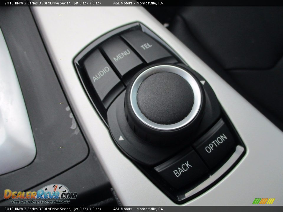 2013 BMW 3 Series 320i xDrive Sedan Jet Black / Black Photo #17