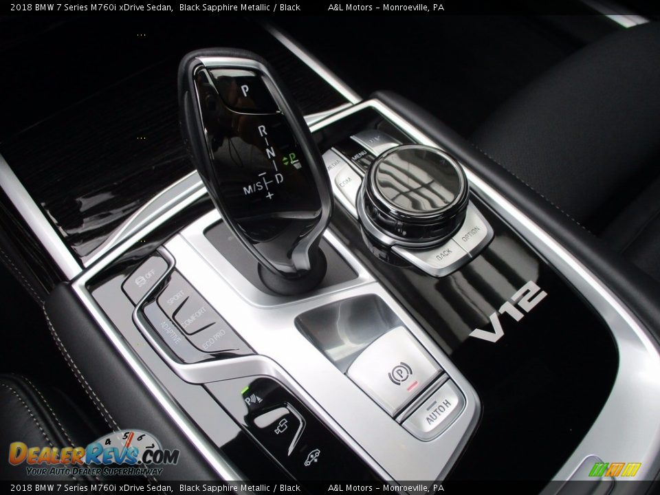 2018 BMW 7 Series M760i xDrive Sedan Shifter Photo #11
