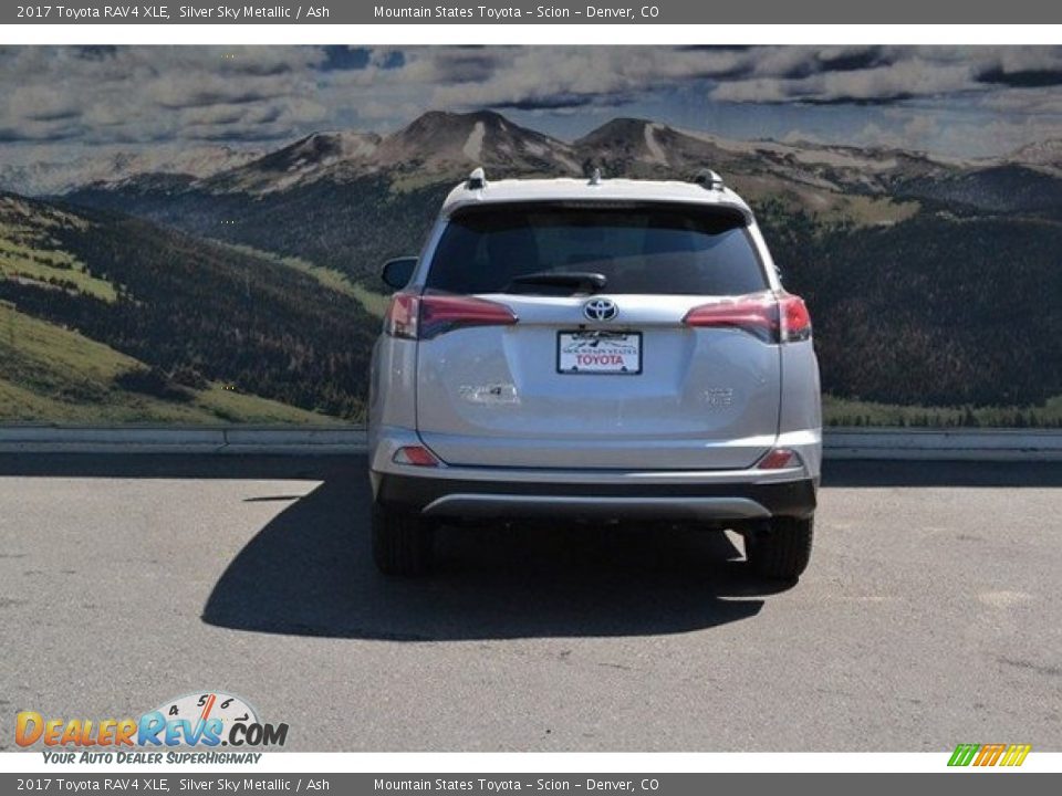 2017 Toyota RAV4 XLE Silver Sky Metallic / Ash Photo #4