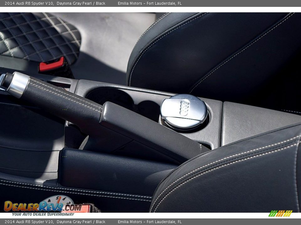2014 Audi R8 Spyder V10 Daytona Gray Pearl / Black Photo #31
