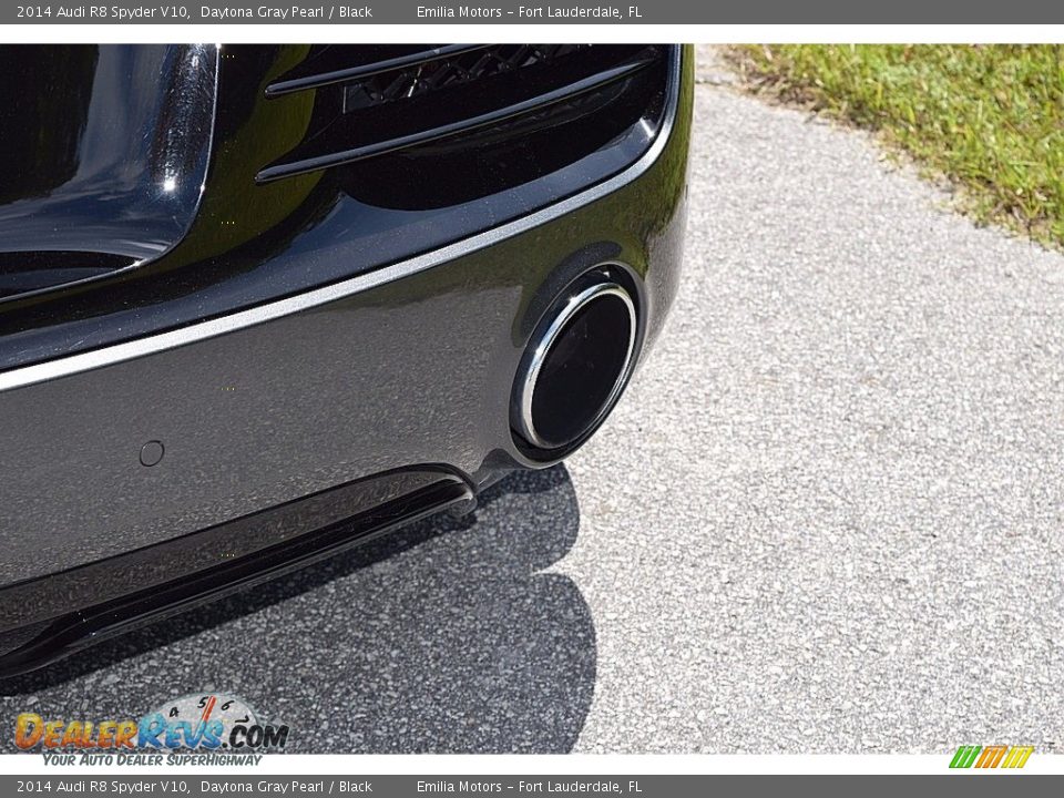 2014 Audi R8 Spyder V10 Daytona Gray Pearl / Black Photo #45