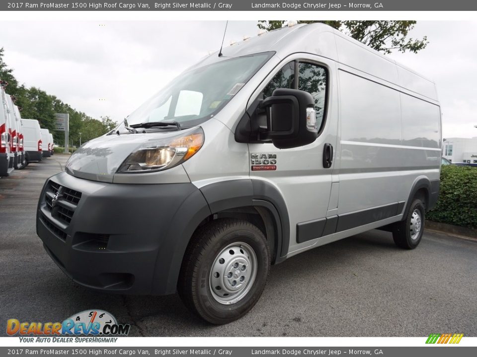 Front 3/4 View of 2017 Ram ProMaster 1500 High Roof Cargo Van Photo #1