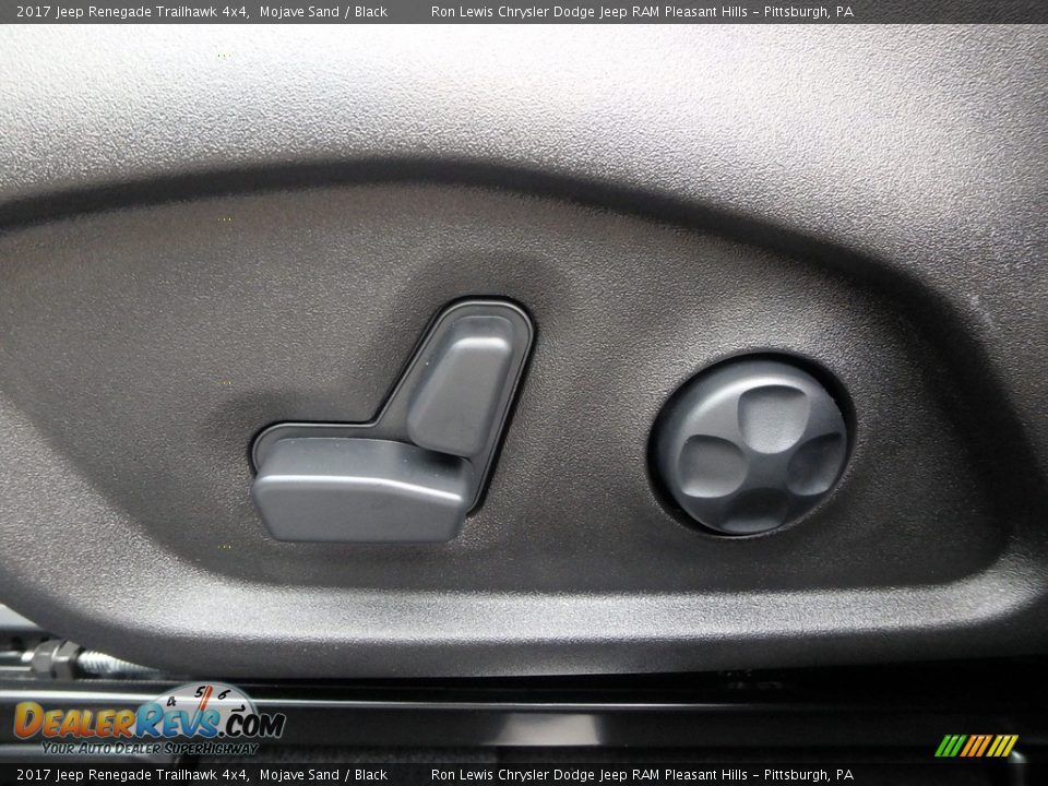 2017 Jeep Renegade Trailhawk 4x4 Mojave Sand / Black Photo #15