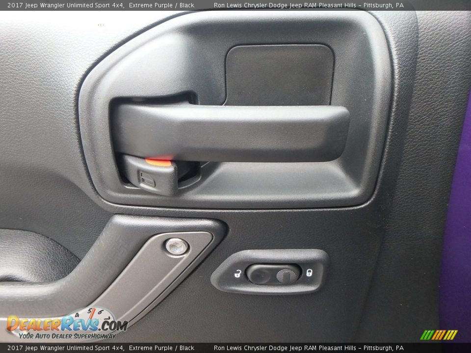 2017 Jeep Wrangler Unlimited Sport 4x4 Extreme Purple / Black Photo #13