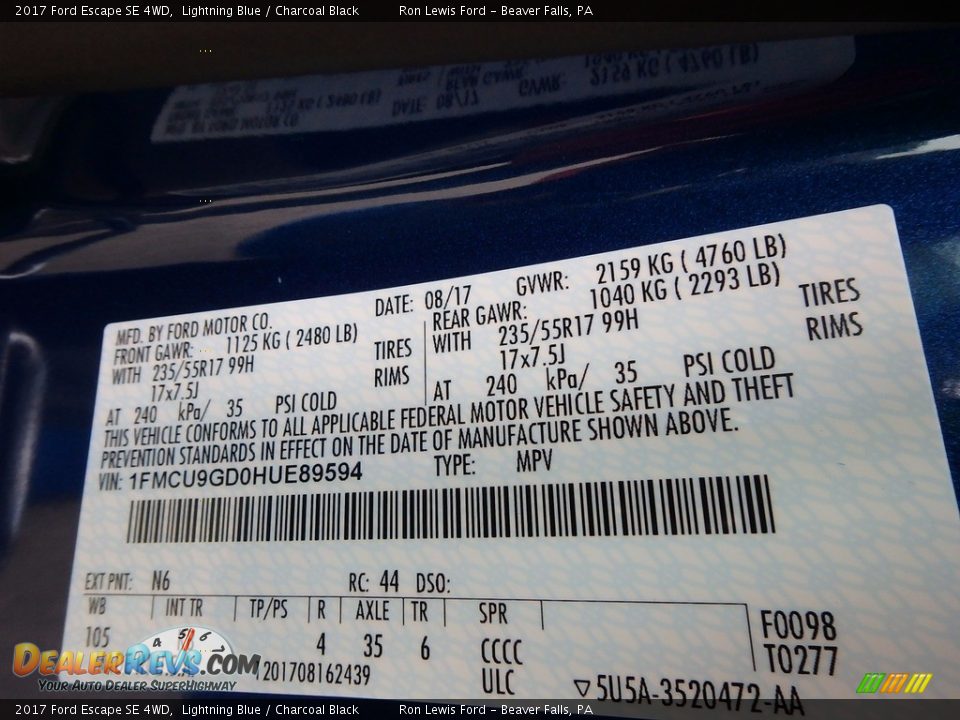 2017 Ford Escape SE 4WD Lightning Blue / Charcoal Black Photo #15