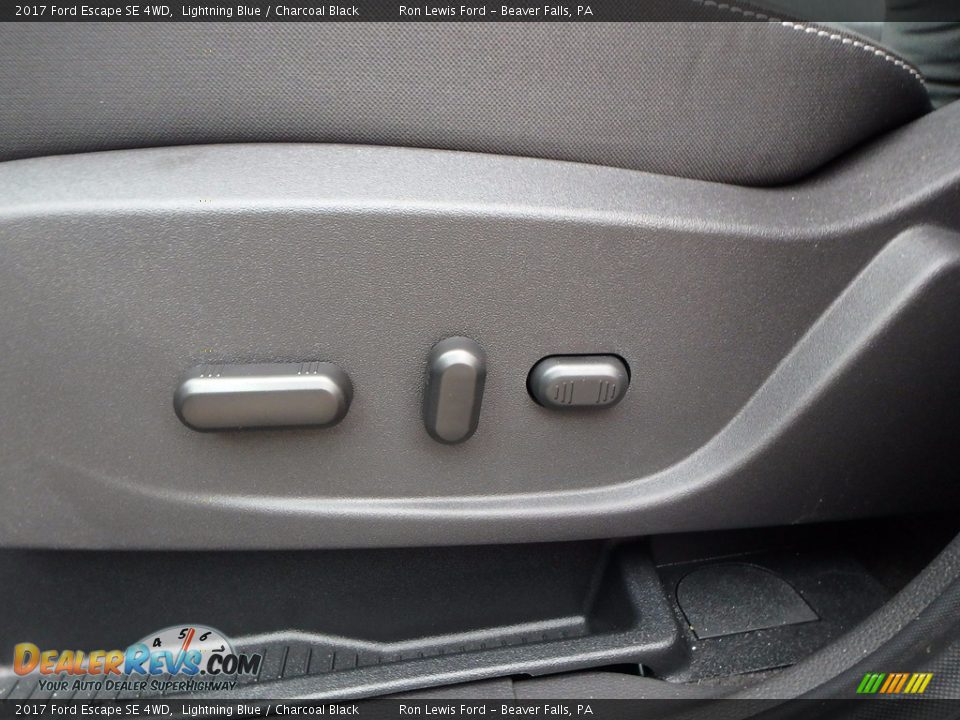 2017 Ford Escape SE 4WD Lightning Blue / Charcoal Black Photo #16