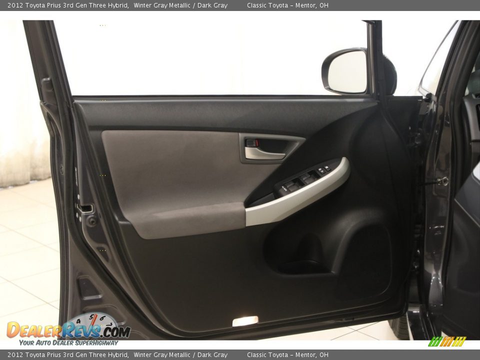 2012 Toyota Prius 3rd Gen Three Hybrid Winter Gray Metallic / Dark Gray Photo #4
