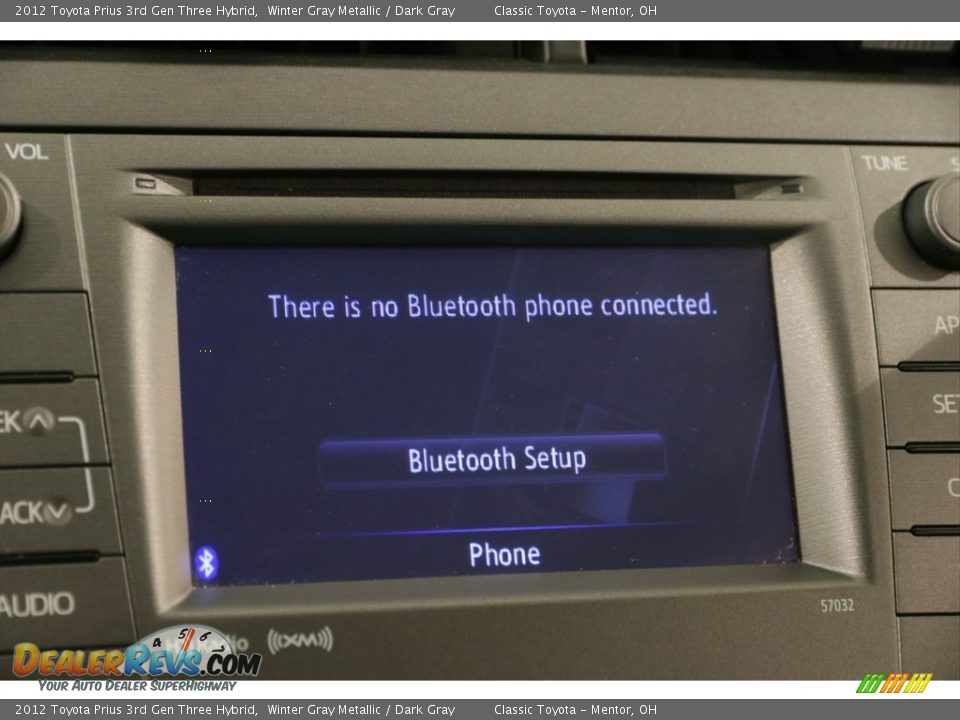 2012 Toyota Prius 3rd Gen Three Hybrid Winter Gray Metallic / Dark Gray Photo #12