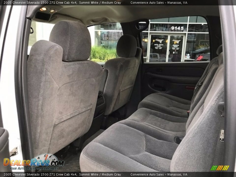 2005 Chevrolet Silverado 1500 Z71 Crew Cab 4x4 Summit White / Medium Gray Photo #9