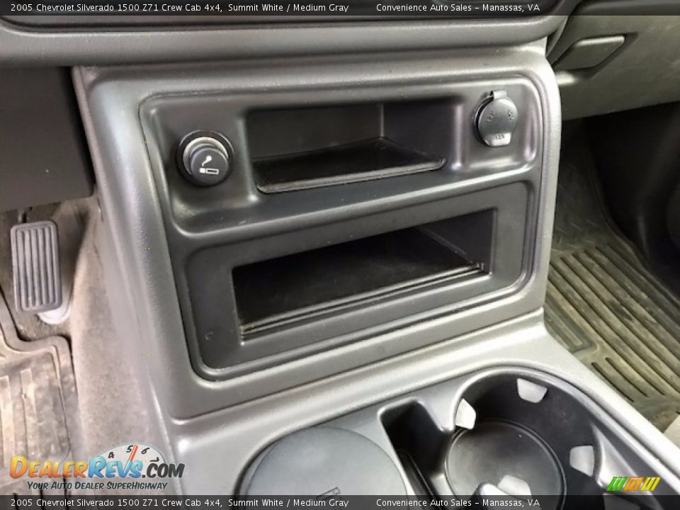 2005 Chevrolet Silverado 1500 Z71 Crew Cab 4x4 Summit White / Medium Gray Photo #13