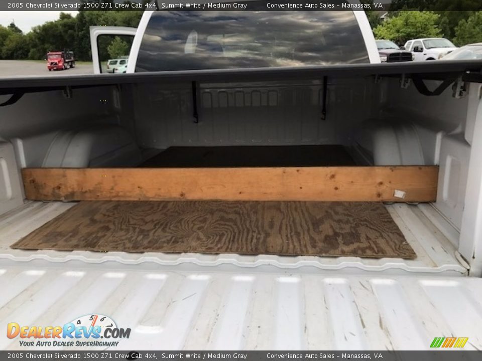 2005 Chevrolet Silverado 1500 Z71 Crew Cab 4x4 Summit White / Medium Gray Photo #21
