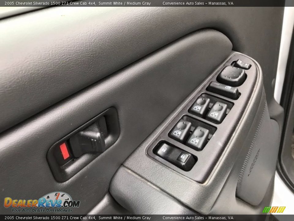 2005 Chevrolet Silverado 1500 Z71 Crew Cab 4x4 Summit White / Medium Gray Photo #26