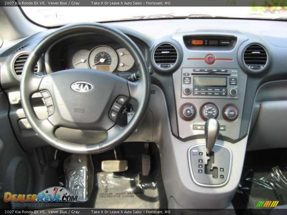 2007 Kia Rondo EX V6 Velvet Blue / Gray Photo #5