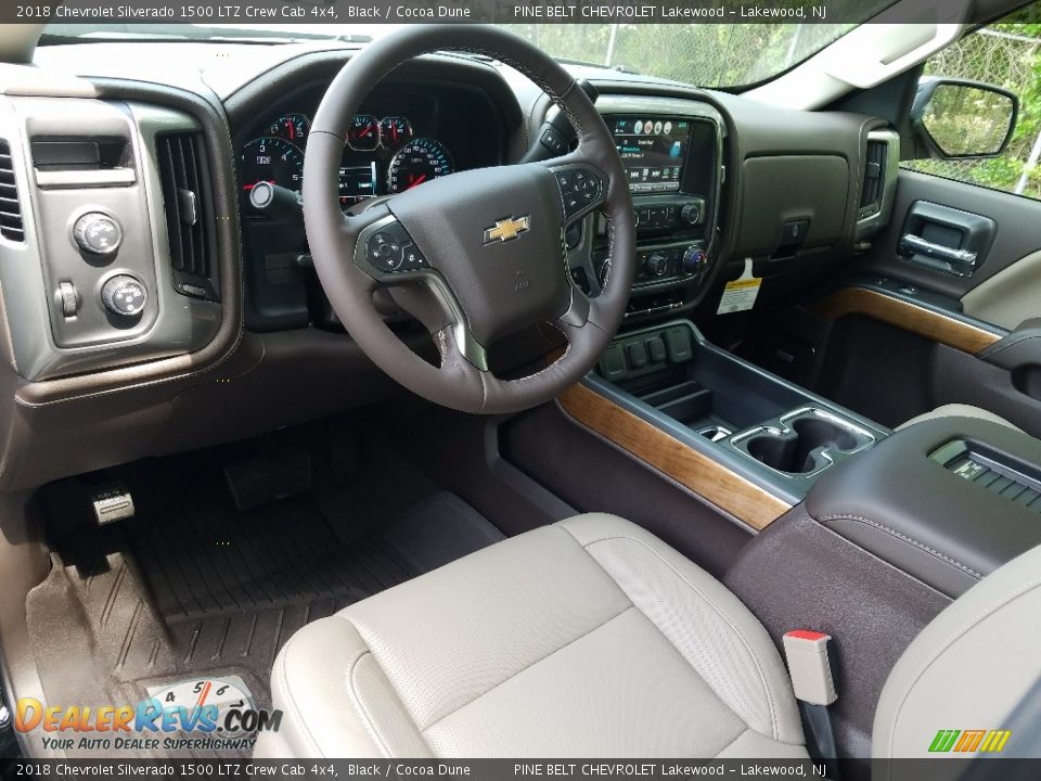 Cocoa Dune Interior - 2018 Chevrolet Silverado 1500 LTZ Crew Cab 4x4 Photo #7