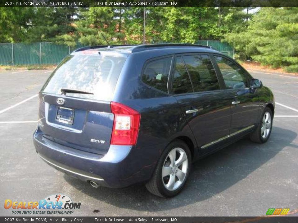 2007 Kia Rondo EX V6 Velvet Blue / Gray Photo #15