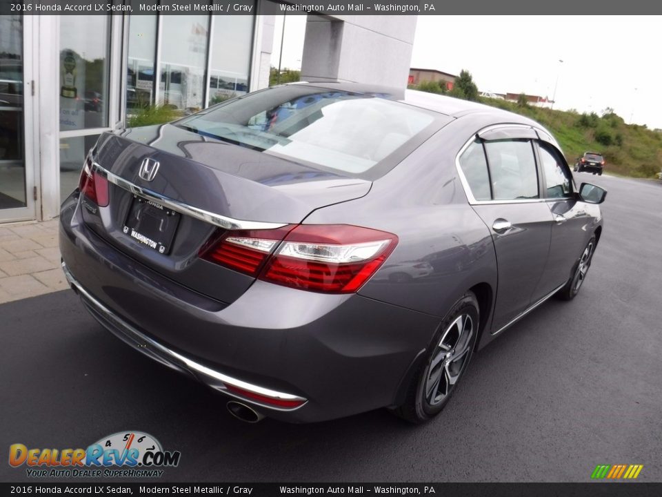 2016 Honda Accord LX Sedan Modern Steel Metallic / Gray Photo #10
