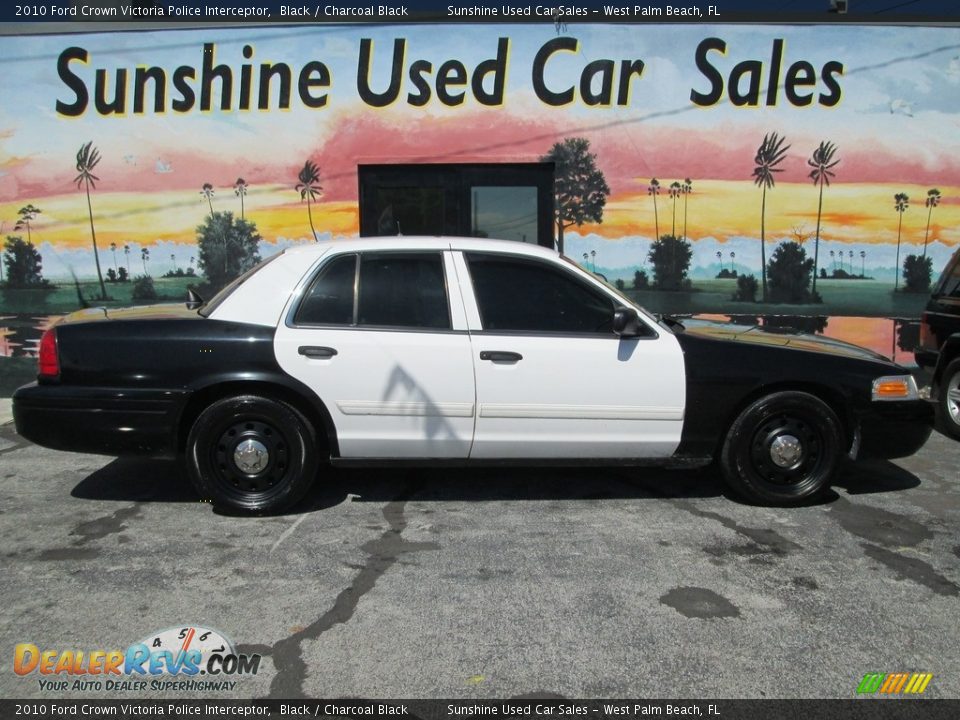 2010 Ford Crown Victoria Police Interceptor Black / Charcoal Black Photo #2