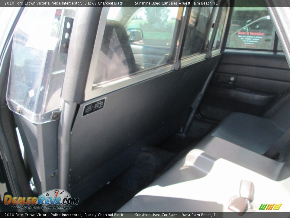 2010 Ford Crown Victoria Police Interceptor Black / Charcoal Black Photo #14