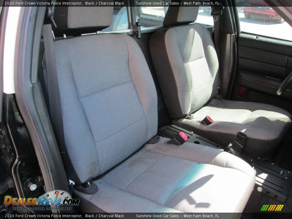 2010 Ford Crown Victoria Police Interceptor Black / Charcoal Black Photo #21