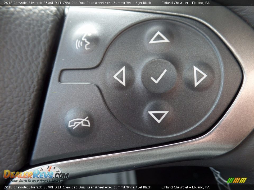Controls of 2018 Chevrolet Silverado 3500HD LT Crew Cab Dual Rear Wheel 4x4 Photo #33