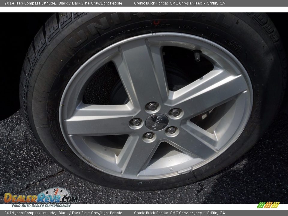 2014 Jeep Compass Latitude Black / Dark Slate Gray/Light Pebble Photo #18