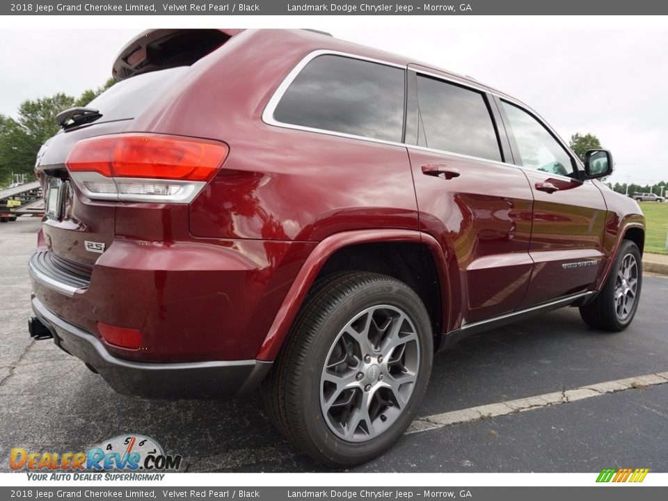 2018 Jeep Grand Cherokee Limited Velvet Red Pearl / Black Photo #3