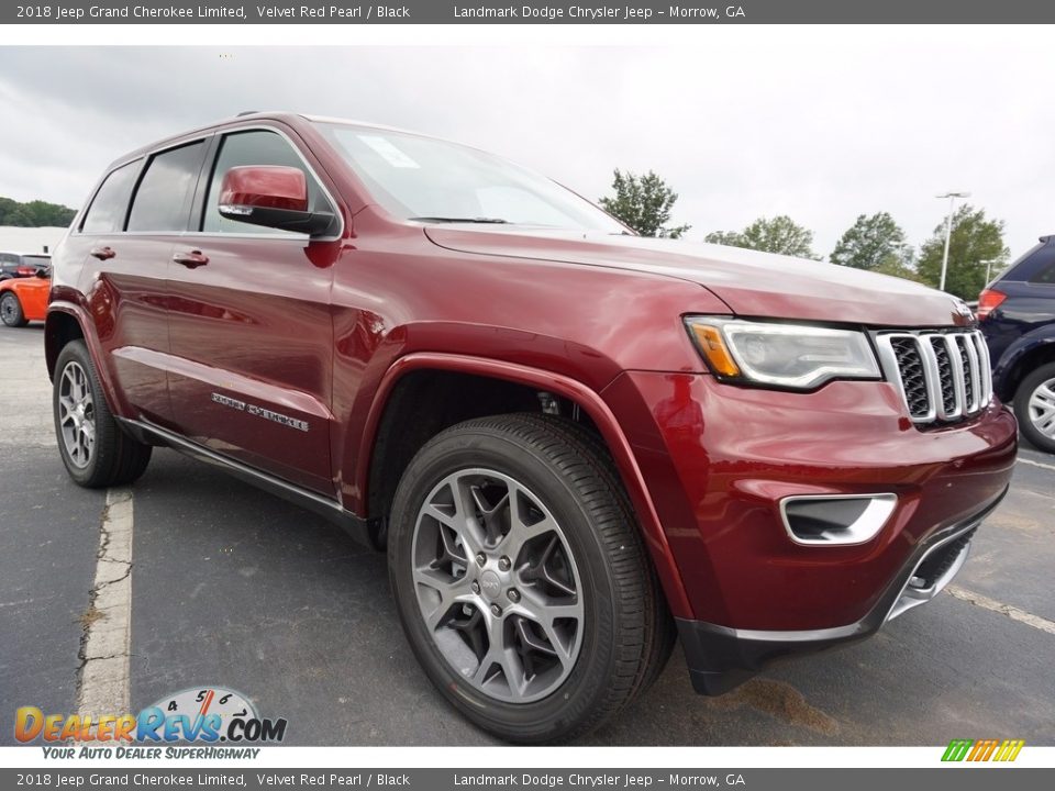 2018 Jeep Grand Cherokee Limited Velvet Red Pearl / Black Photo #4