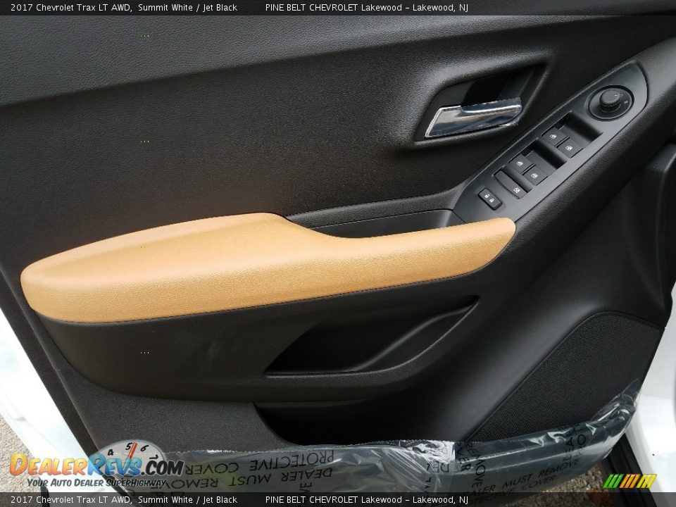 2017 Chevrolet Trax LT AWD Summit White / Jet Black Photo #8