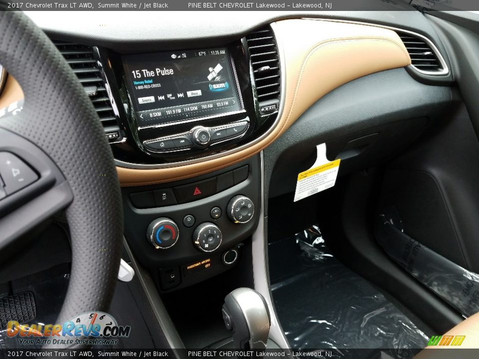 2017 Chevrolet Trax LT AWD Summit White / Jet Black Photo #10