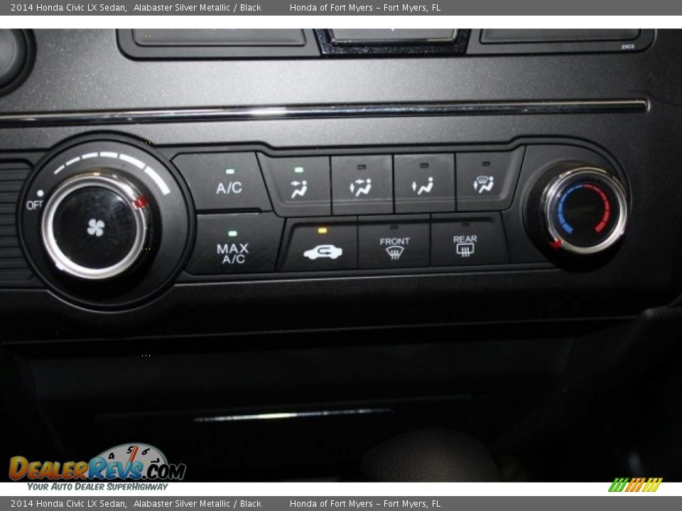 2014 Honda Civic LX Sedan Alabaster Silver Metallic / Black Photo #19