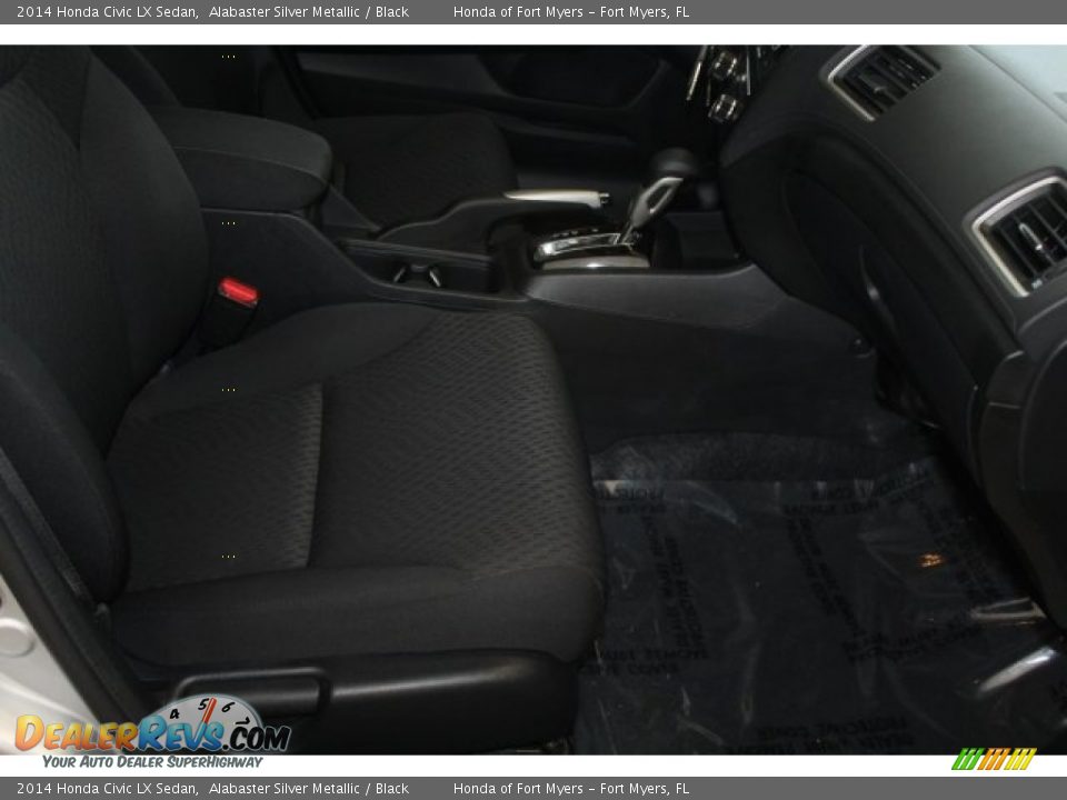 2014 Honda Civic LX Sedan Alabaster Silver Metallic / Black Photo #26